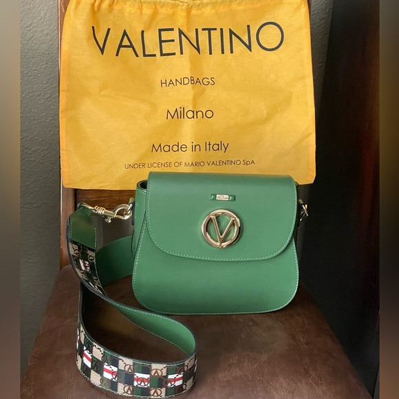 Valentino Green and gold Crossbody Bag. Excellent NEW cond. Reversible strap - Picture 2 of 7